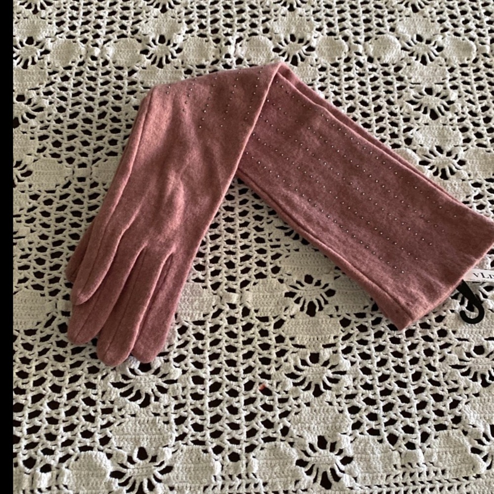 Dusty Rose Ladies Gloves